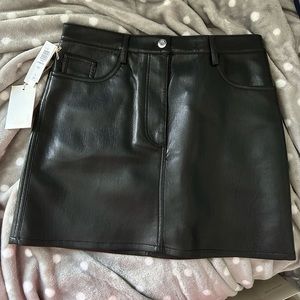 Aritzia Chemistry Skirt